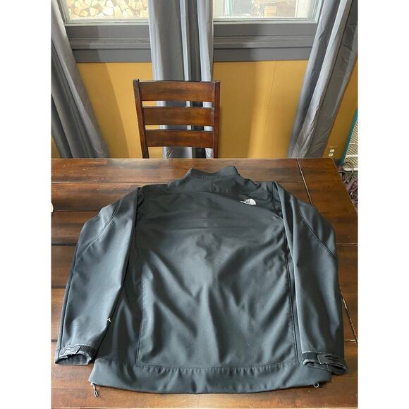 Northface Men’s Large Black Jacket - Picture 3 of 4